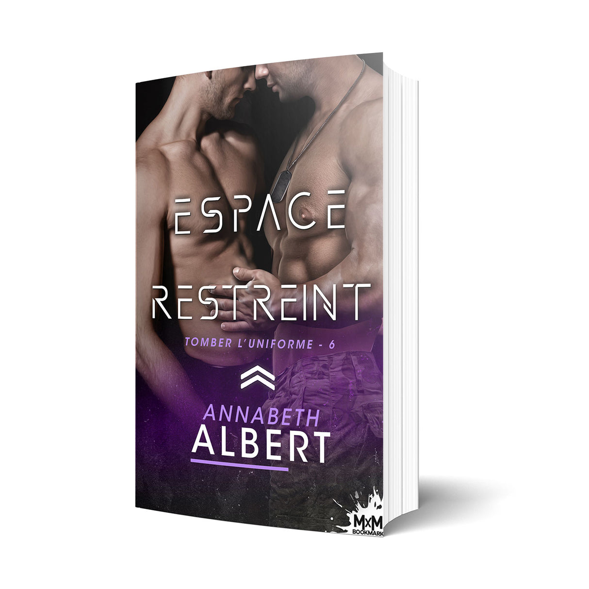 Annabeth Albert Tomber l'uniforme Espace restreint