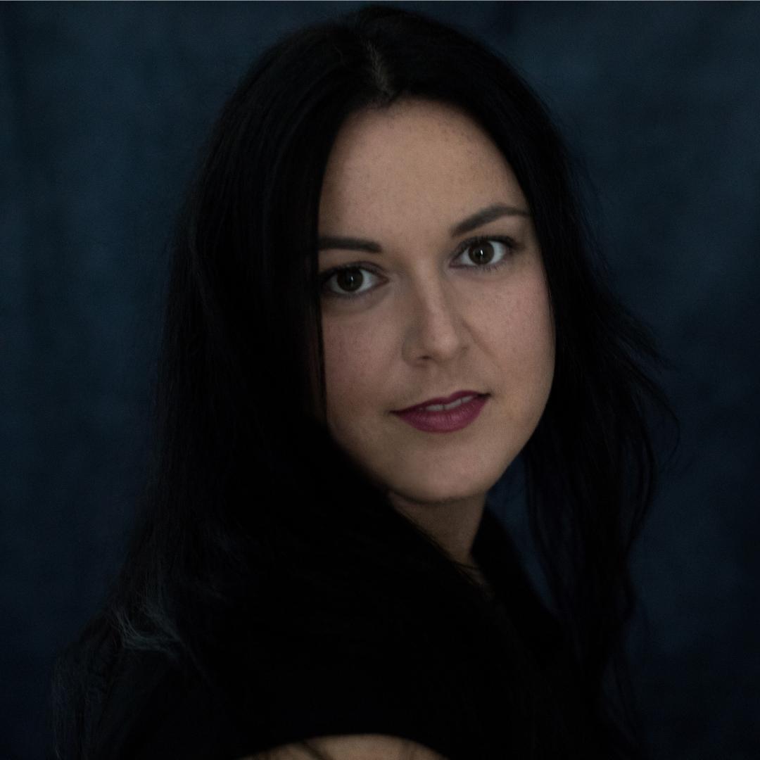 Portrait Kelly St. Clare