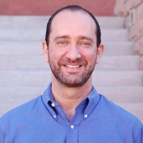 portrait Bill Konigsberg